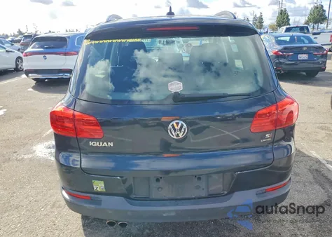 2018 Volkswagen Tiguan Limited z USA, uszkodzony, nr VIN WVGAV7AX2JK004403